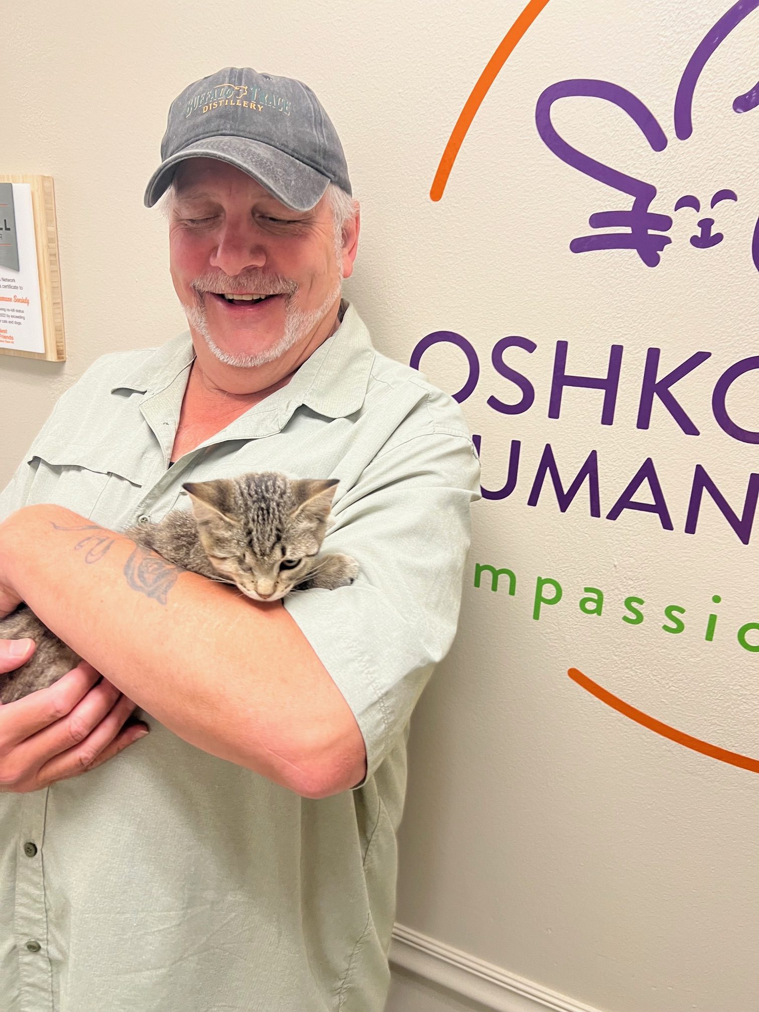 Volunteer - Oshkosh Area Humane Society